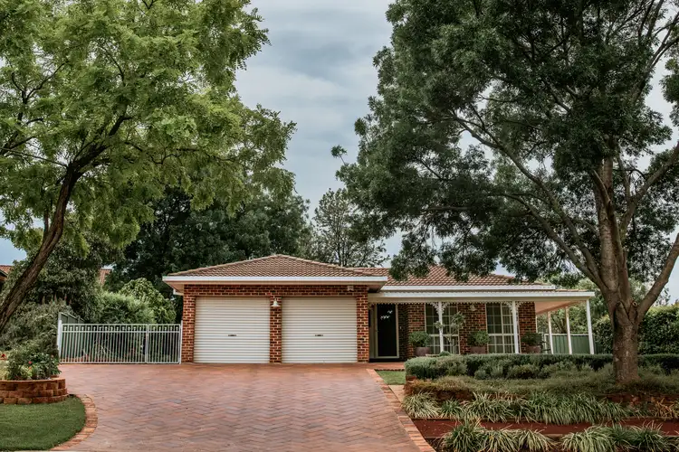 1 Glengowrie Close, Parkes NSW 2870