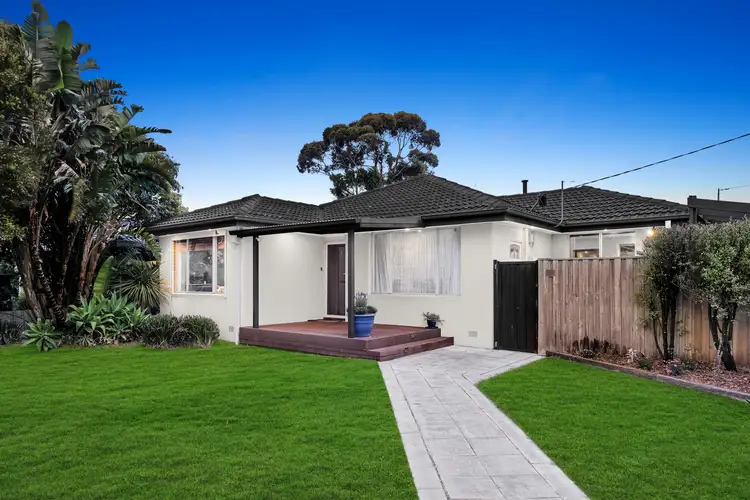 Fifth view of Homely house listing, 32 Cranbourne Drive, Cranbourne VIC 3977