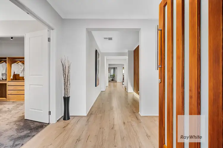 Third view of Homely house listing, 6 Threadneedle Street, Attwood VIC 3049