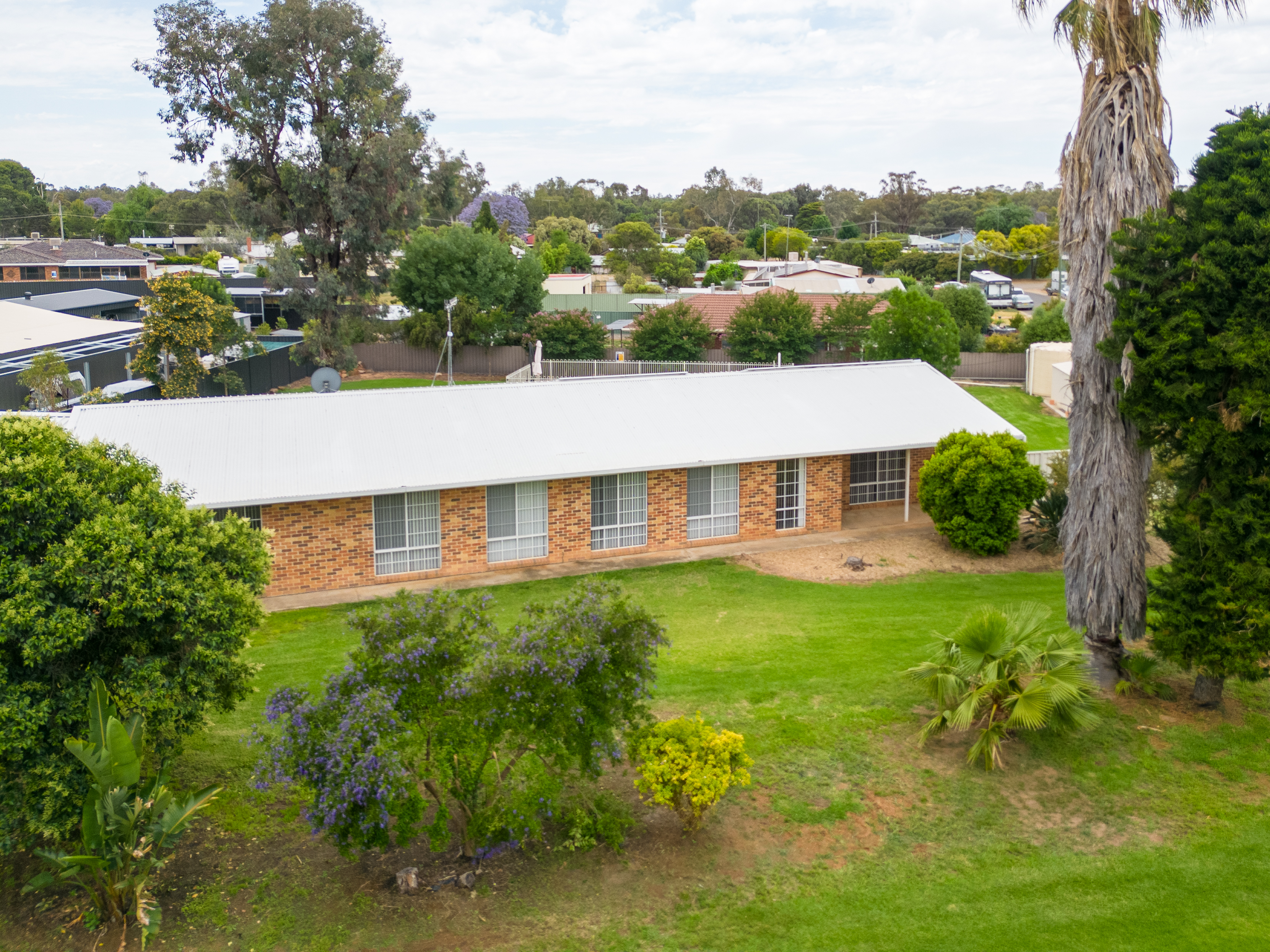 Second view of Homely house listing, 10 Brooks Crescent, Darlington Point NSW 2706