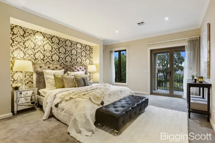 Sixth view of Homely house listing, 5 Neva Court, Mount Waverley VIC 3149