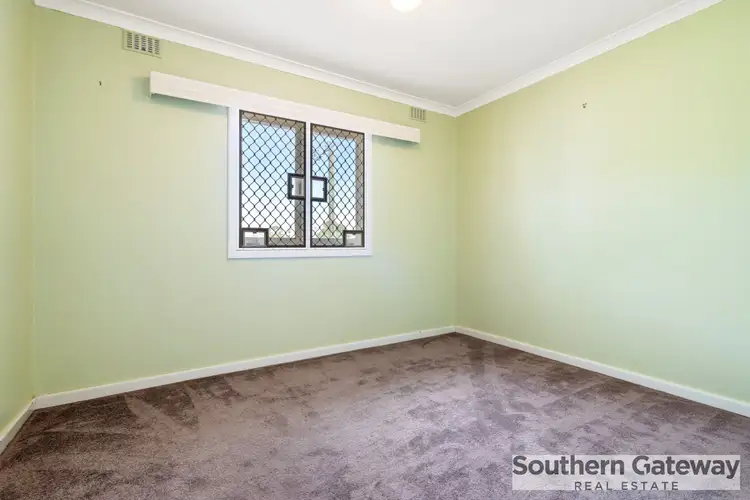 Fifth view of Homely semi-detached listing, 16 Maydwell Way, Calista WA 6167