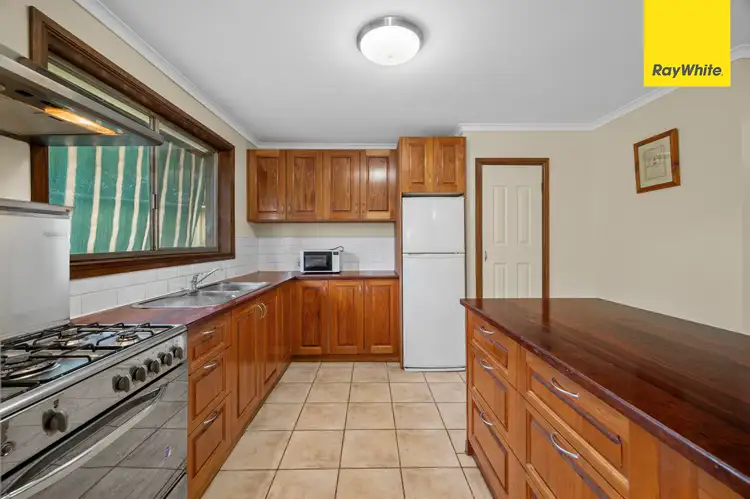 Sixth view of Homely house listing, 7 Orana Place, Melton West VIC 3337
