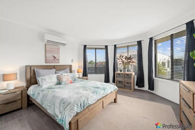 Fifth view of Homely house listing, 10 Lucidus Retreat, Greenfields WA 6210