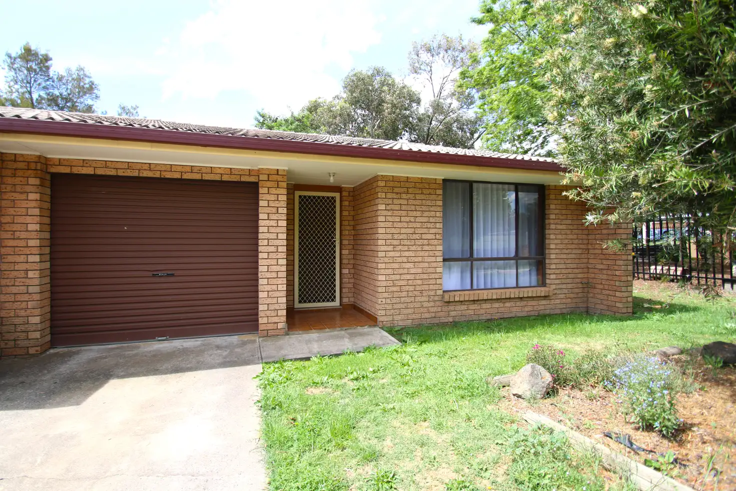 Main view of Homely townhouse listing, 4/11 Moad Street, Orange NSW 2800