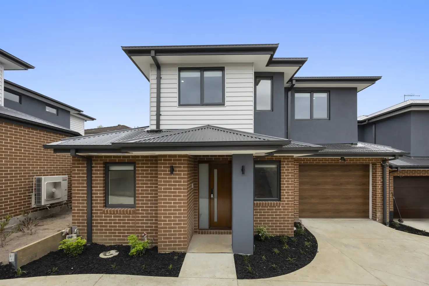 Main view of Homely townhouse listing, 2/143 Heatherdale Road, Vermont VIC 3133