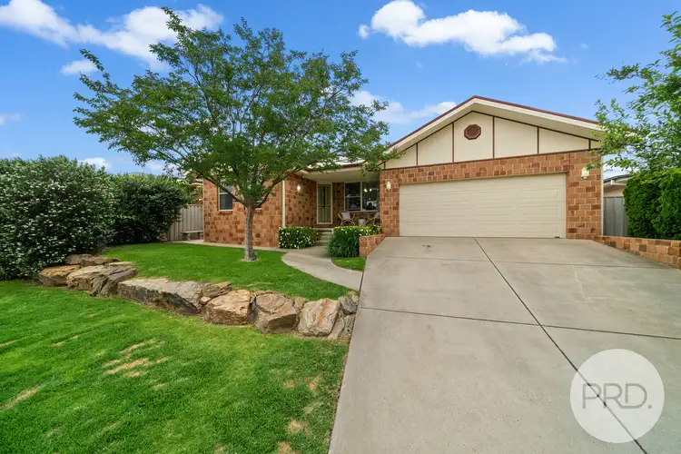 3 Nethereby Place, Bourkelands NSW 2650