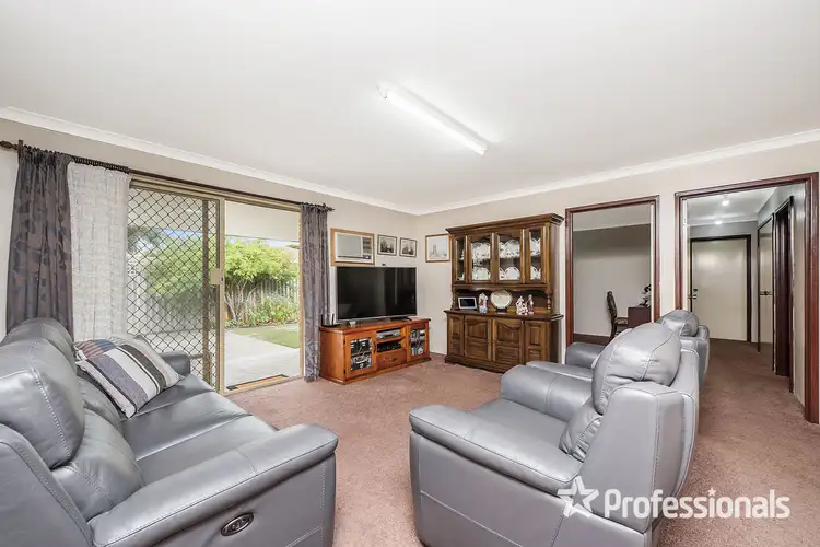 Second view of Homely house listing, 6 Hobley Place, Eden Hill WA 6054