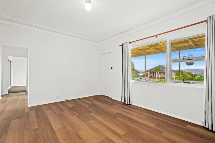 Second view of Homely house listing, 32 Village Road, Saratoga NSW 2251