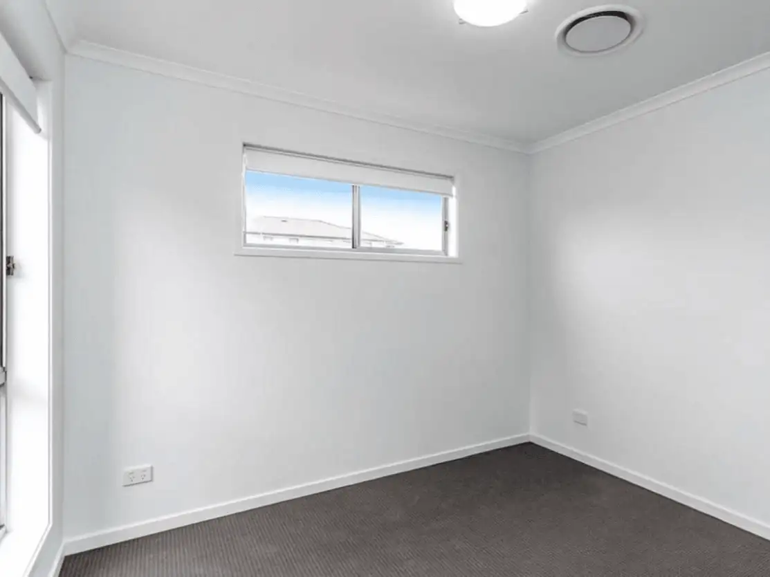 Main view of Homely flat listing, 1/18 Dhaka Circuit, Schofields NSW 2762