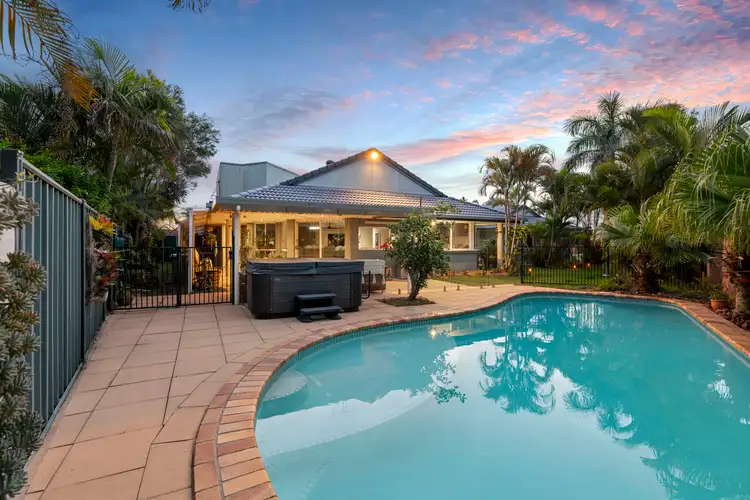 11 Monteclair Court, Mermaid Waters QLD 4218