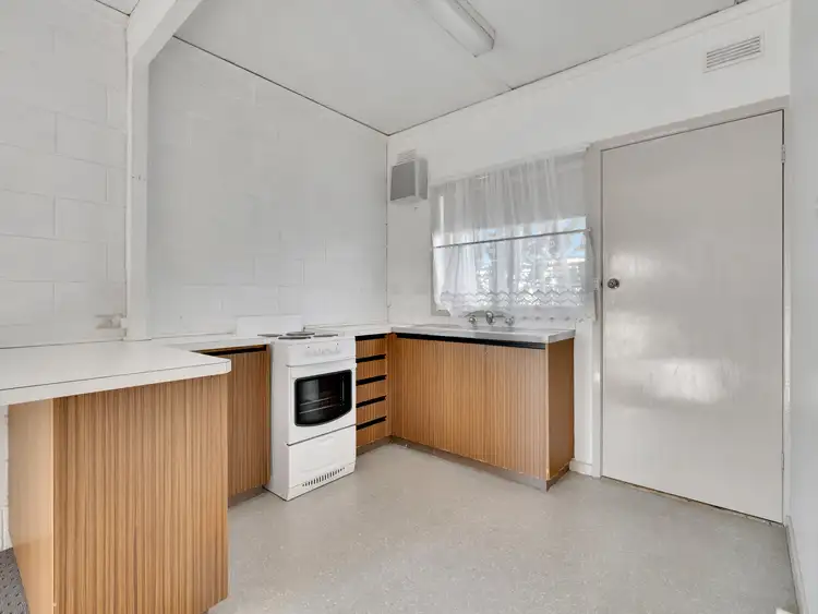 Fifth view of Homely unit listing, 4/8 Reilly Avenue, Benalla VIC 3672