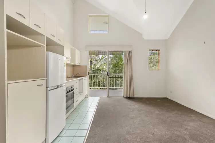 Main view of Homely apartment listing, L3/85 Deakin Street, Kangaroo Point QLD 4169