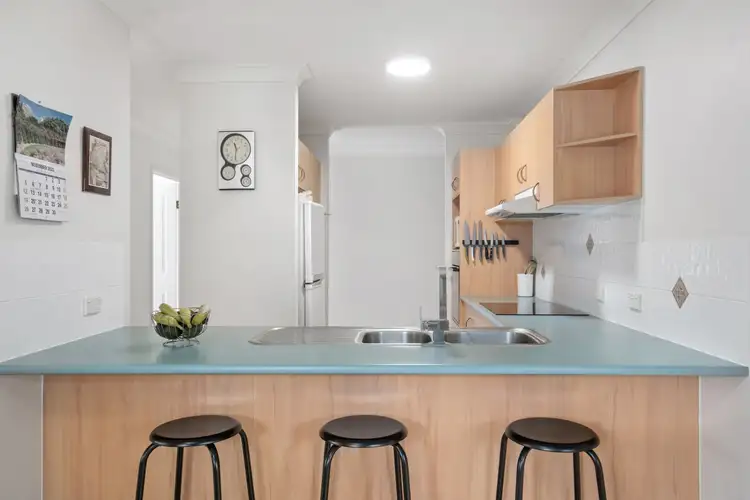 Second view of Homely house listing, 10 Lumley Street, Mudgeeraba QLD 4213