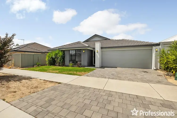 Main view of Homely house listing, 15 Fernleaf Loop, Piara Waters WA 6112