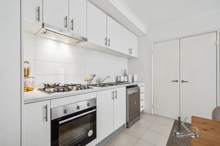 Fifth view of Homely apartment listing, 2/11 Debenham Street, Thornlie WA 6108