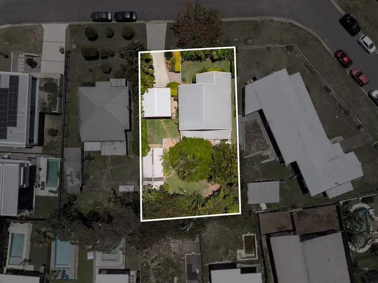 5 Golden Square, Hendra QLD 4011