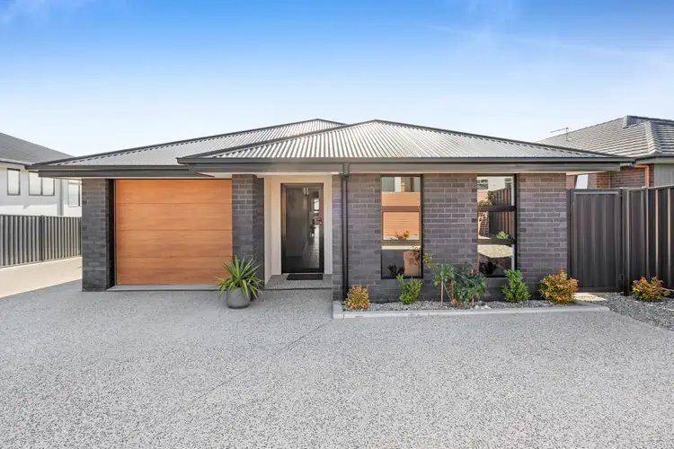 3/8 Wivell Street, Legana TAS 7277