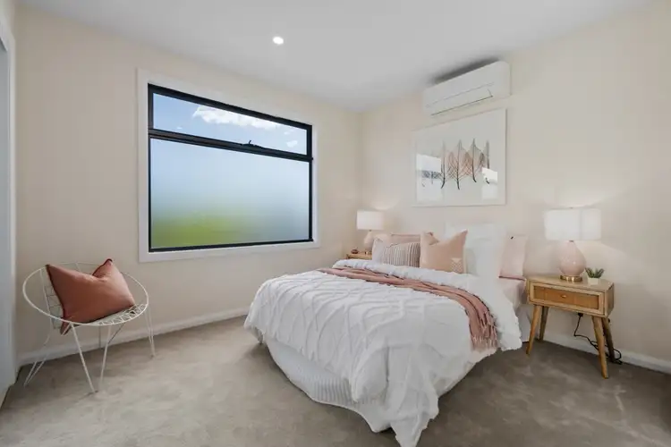 Fifth view of Homely townhouse listing, 8/85 Middleborough Road, Burwood VIC 3125