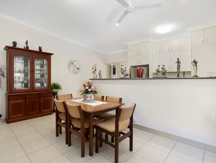 Fifth view of Homely villa listing, 2/38 Alice Street, Pialba QLD 4655