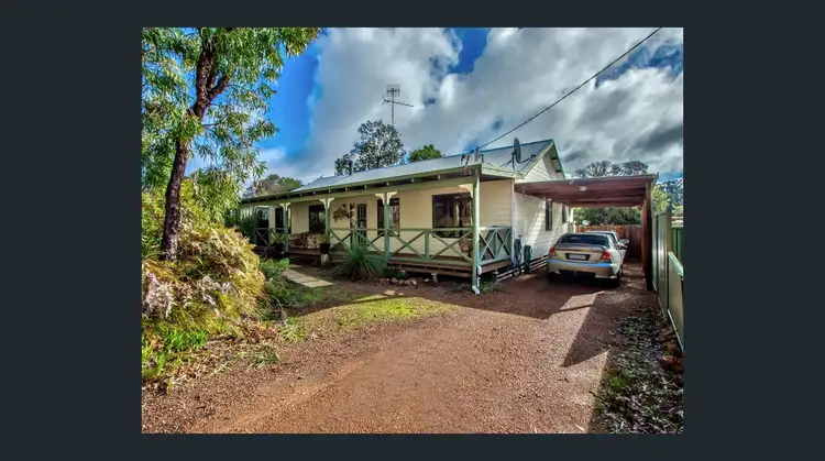 18 Begonia Court, Dwellingup WA 6213