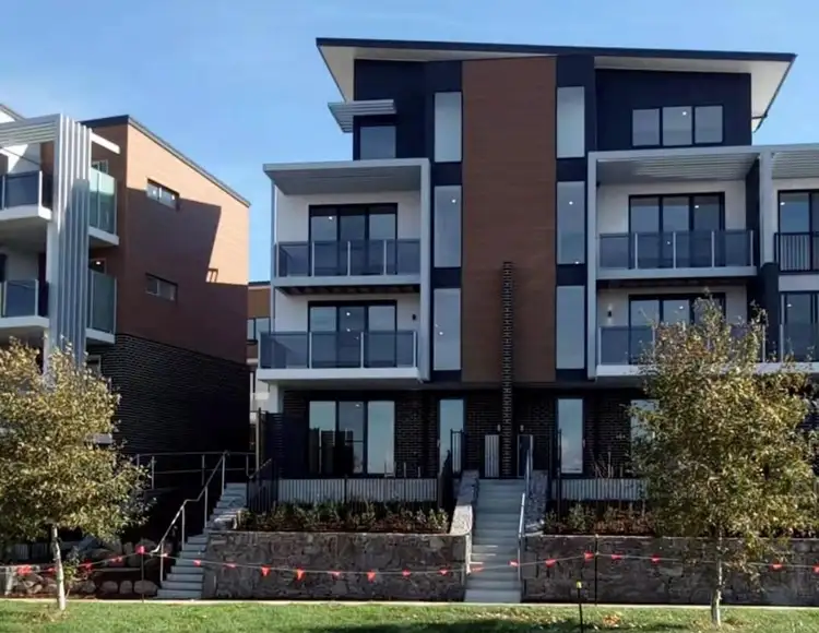 44 Marie Little Crescent