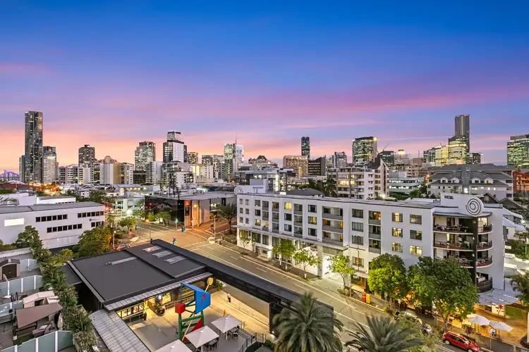 Main view of Homely apartment listing, 1020/477 Boundary Street, Spring Hill QLD 4000