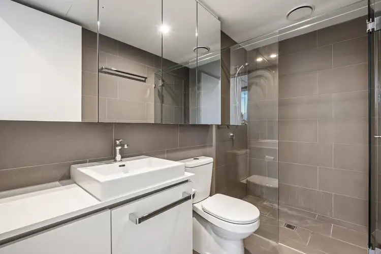 Sixth view of Homely apartment listing, 1020/477 Boundary Street, Spring Hill QLD 4000