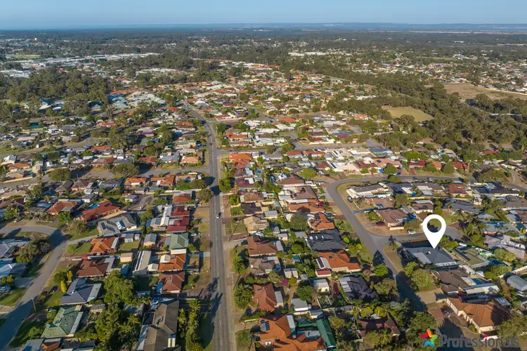 Sixth view of Homely house listing, 1 Durras Place, Dudley Park WA 6210