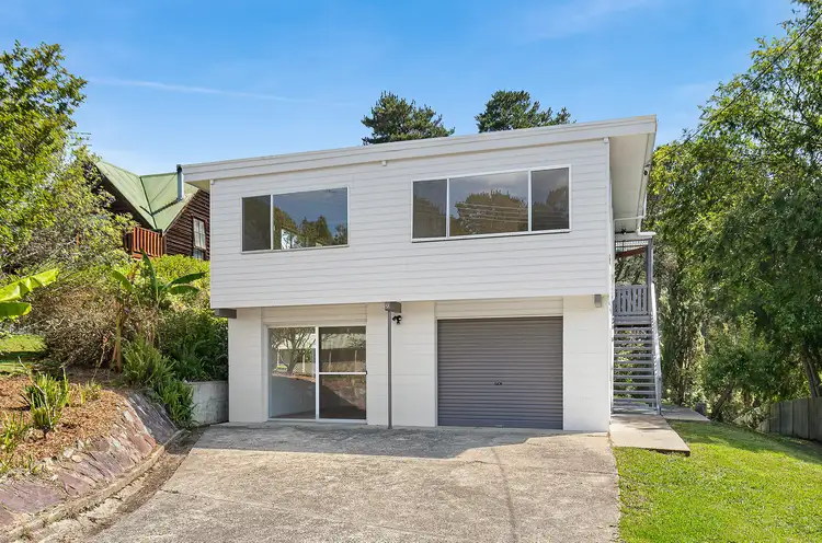 9 Thomson Parade, Dalmeny NSW 2546