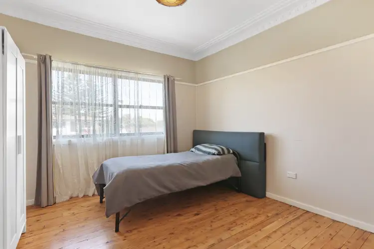 Sixth view of Homely house listing, 310 Northcliffe Drive, Lake Heights NSW 2502