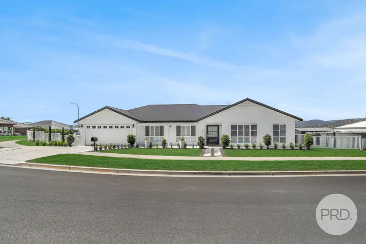 Second view of Homely house listing, 8 Mulga Place, Tamworth NSW 2340