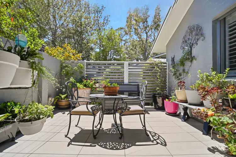 Second view of Homely townhouse listing, 37 Kingfisher Circuit, Cams Wharf NSW 2281