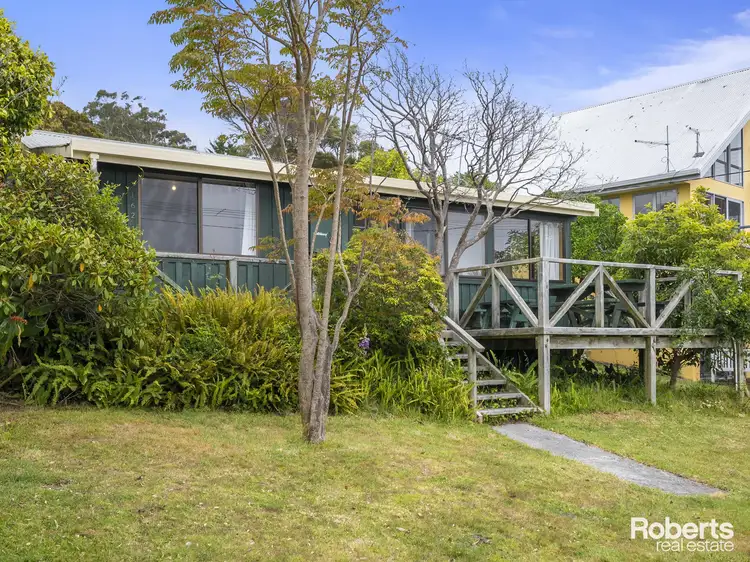 162 Tasman Highway, Bicheno TAS 7215