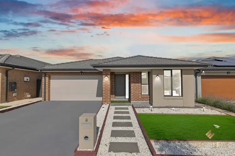 8 Traverse Avenue, Tarneit VIC 3029