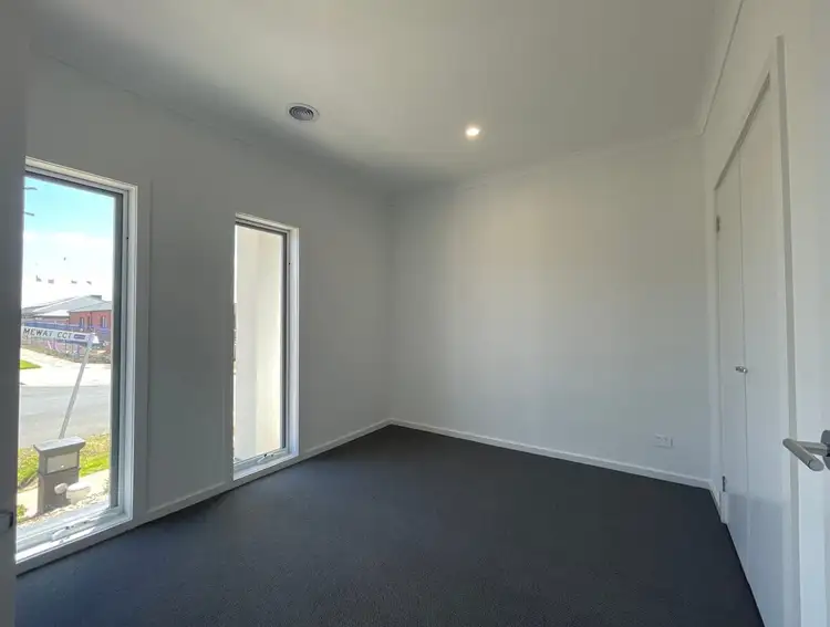 Seventh view of Homely house listing, 16 Mewat circuit, Thornhill Park VIC 3335