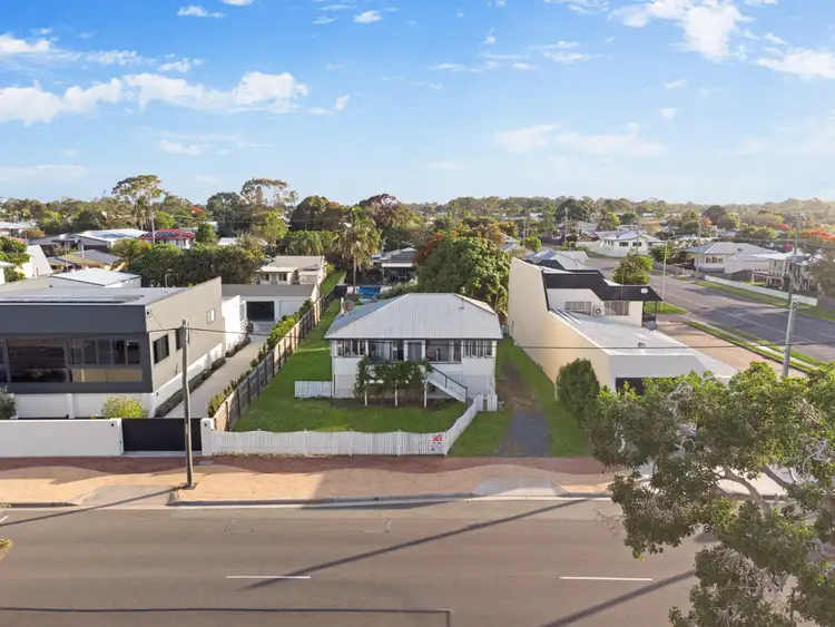 Second view of Homely house listing, 554 Esplanade, Urangan QLD 4655