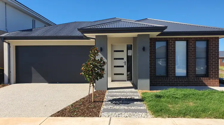 13 Canmore Street, Werribee VIC 3030