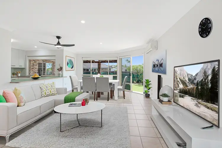 Seventh view of Homely house listing, 2 Aymone Close, Avoca QLD 4670