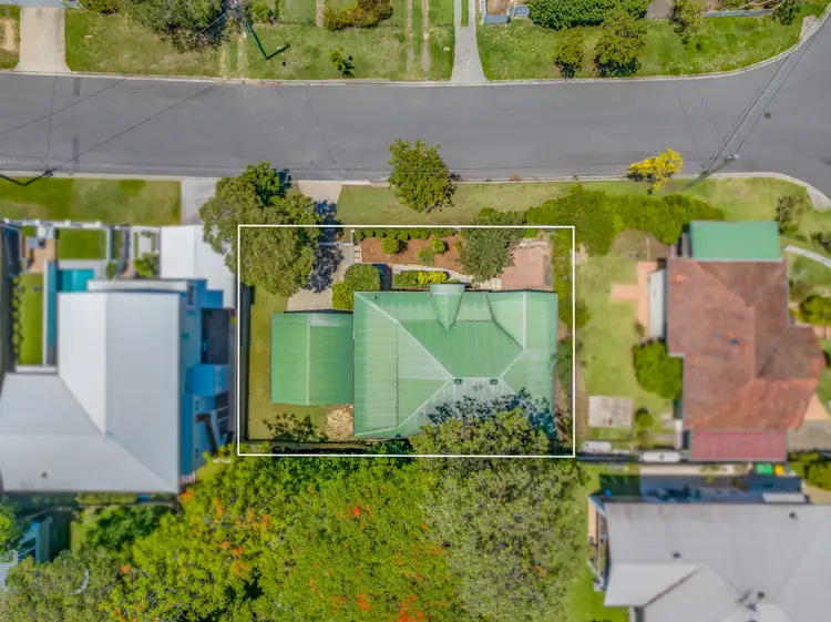 83 Daisy Street, Newmarket QLD 4051