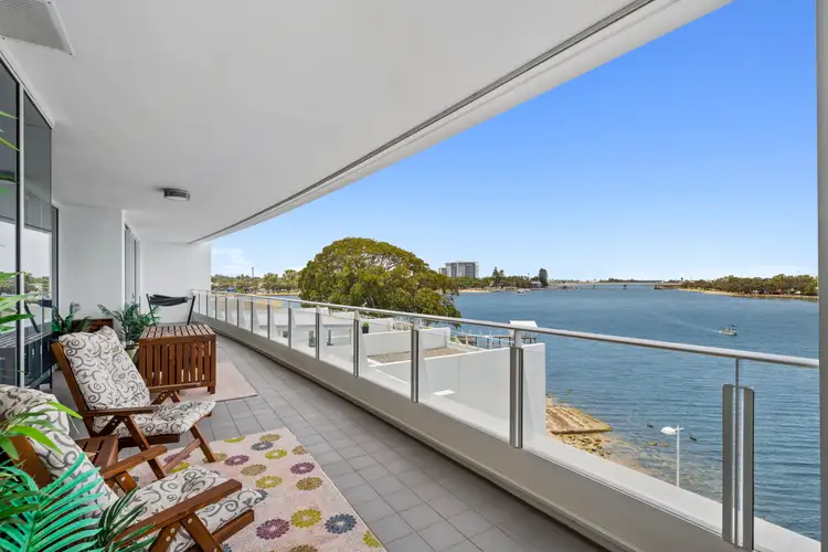 402/5 Marco Polo Drive, Mandurah WA 6210