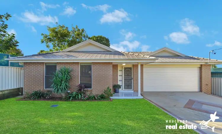 11 Sutherland Street, Wauchope NSW 2446