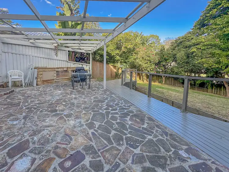 21A Shinfield Ave