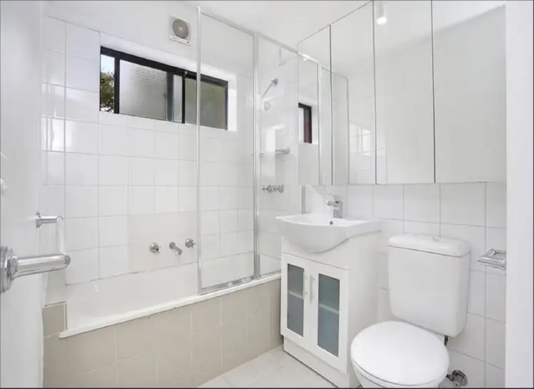 Third view of Homely apartment listing, 21/2 Monash Green Drive, Clayton VIC 3168
