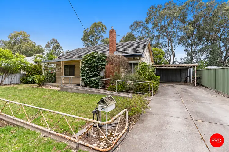 29 Crusoe Road, Kangaroo Flat VIC 3555