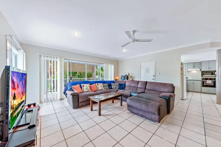 Third view of Homely unit listing, 7/24 Pandanus Drive, Cannonvale QLD 4802