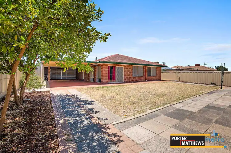 Seventh view of Homely house listing, 2 Mariana Cl, Maddington WA 6109