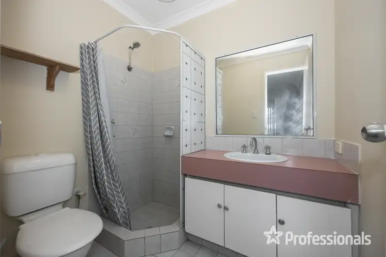 Sixth view of Homely house listing, 5 Yosemite Loop, Ballajura WA 6066