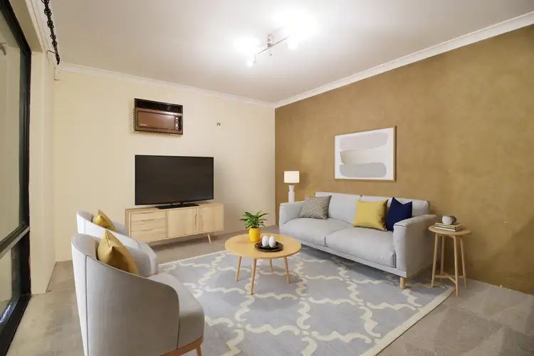 Sixth view of Homely house listing, 2 Silkhurst Crescent, Warnbro WA 6169