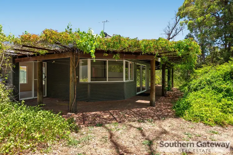 Second view of Homely house listing, 2 Cook Close, Jarrahdale WA 6124